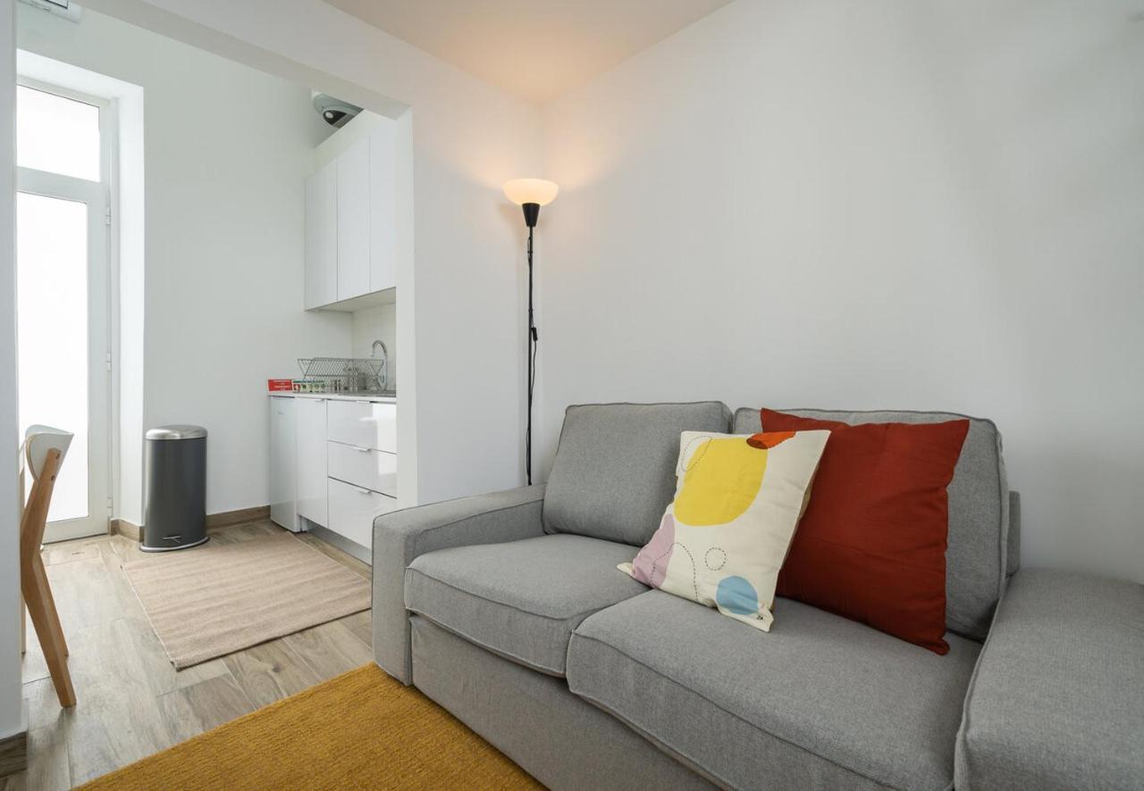 Tia Anica House II - Apartment With Terrace In Central Fuseta Beach Village Экстерьер фото